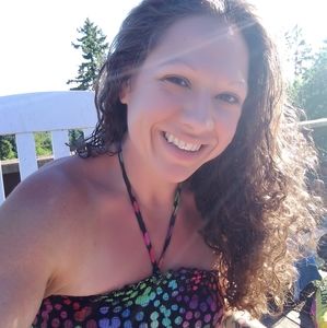 Meet your Posher, Caralee